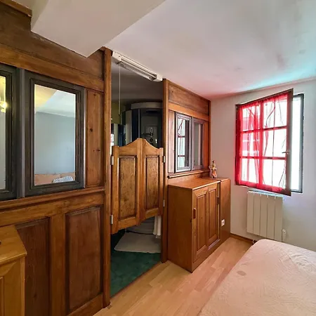 Maison De Village Avec Privé&grande Terrasse Calme&détente Сasa de vacaciones