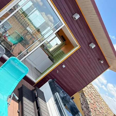 Сasa de vacaciones Maison De Village Avec Privé&grande Terrasse Calme&détente *