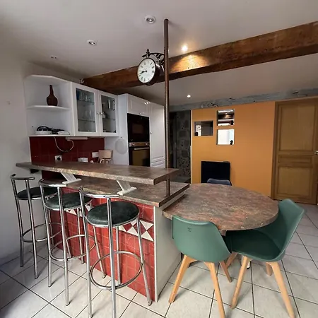 Maison De Village Avec Prive & Grande Terrasse Calme & Detente بيت للعطل