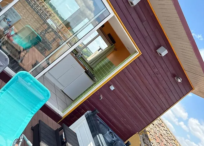 Σπίτι διακοπών Maison De Village Avec Prive & Grande Terrasse Calme & Detente *