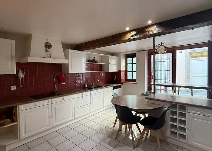 Maison De Village Avec Prive & Grande Terrasse Calme & Detente 別荘